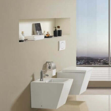 Coppia Sanitari Design Squadrato Sospesi / A Terra Filo Muro Sanitari Sospesi